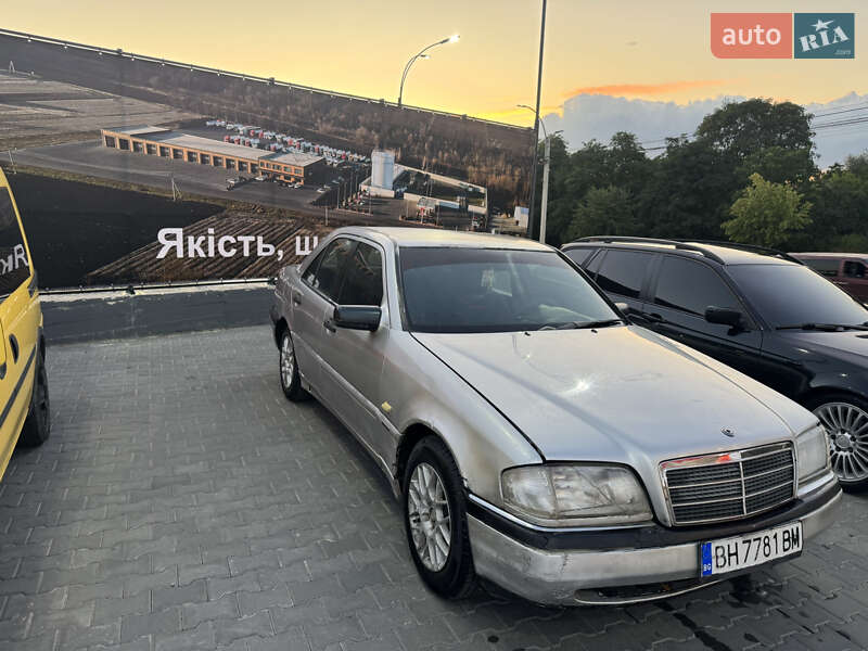 Mercedes-Benz C-Class 1999