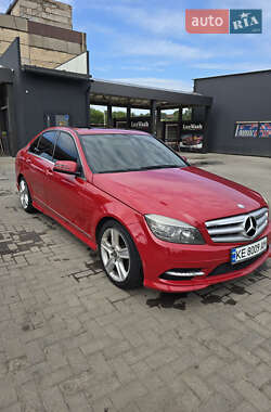 Седан Mercedes-Benz C-Class 2011 в 