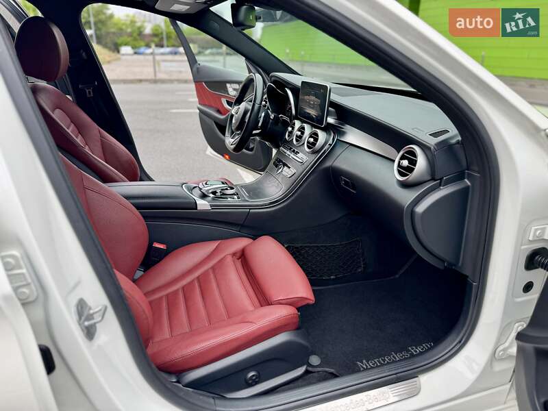 Седан Mercedes-Benz C-Class 2015 в Києві