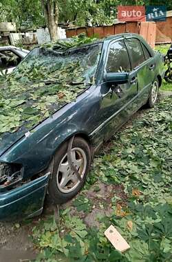 Седан Mercedes-Benz C-Class 1995 в 