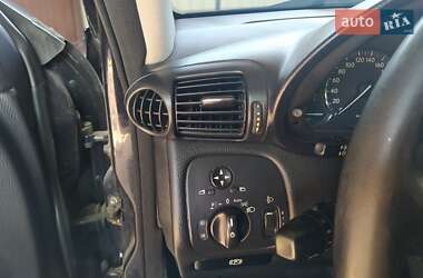 Универсал Mercedes-Benz C-Class 2004 в 