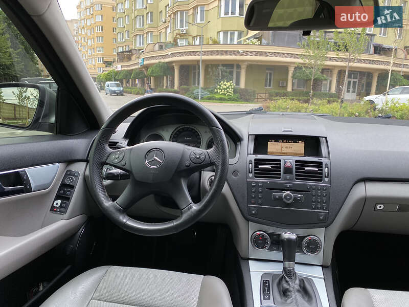 Седан Mercedes-Benz C-Class 2008 в Києві
