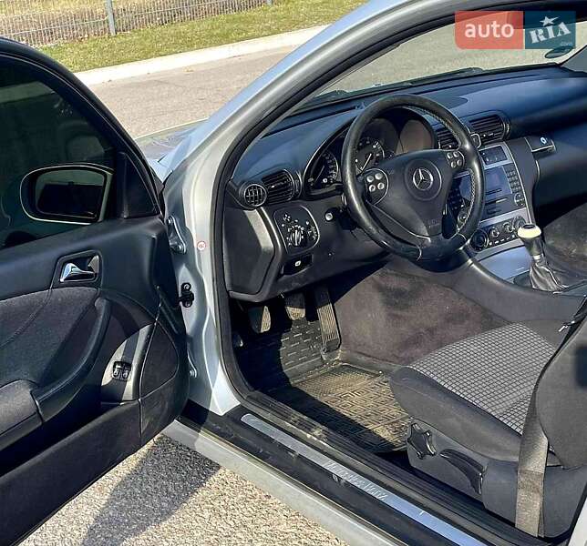 Универсал Mercedes-Benz C-Class 2004 в Новой Водолаге