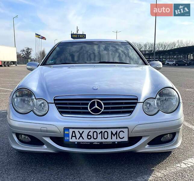 Универсал Mercedes-Benz C-Class 2004 в Новой Водолаге
