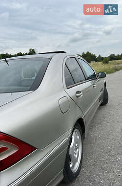 Седан Mercedes-Benz C-Class 2002 в 