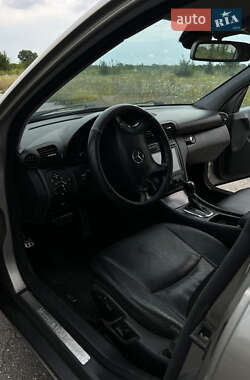 Седан Mercedes-Benz C-Class 2002 в 