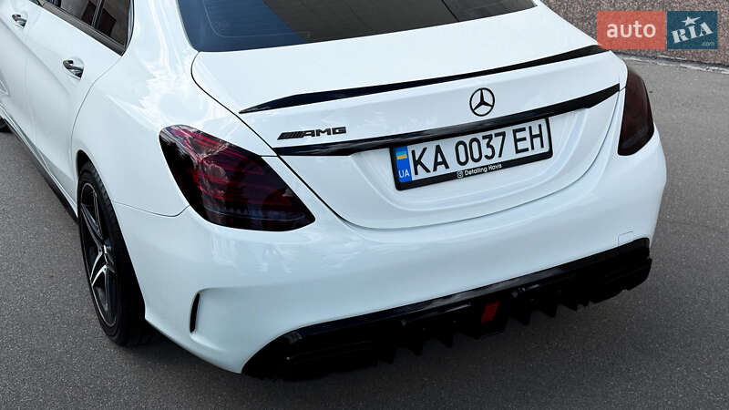 Седан Mercedes-Benz C-Class 2016 в Києві