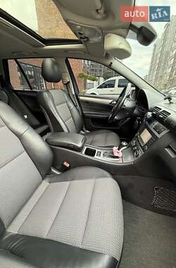 Универсал Mercedes-Benz C-Class 2004 в 
