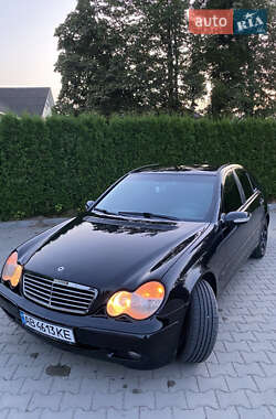 Седан Mercedes-Benz C-Class 2002 в Вінниці