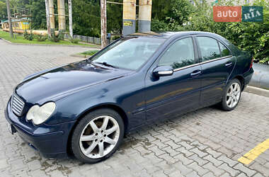 Седан Mercedes-Benz C-Class 2001 в Новояворовске
