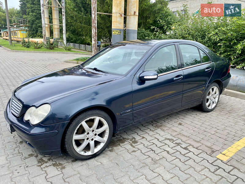Mercedes-Benz C-Class 2001