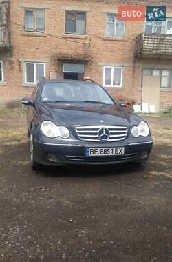 Универсал Mercedes-Benz C-Class 2004 в 