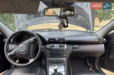 Универсал Mercedes-Benz C-Class 2004 в 