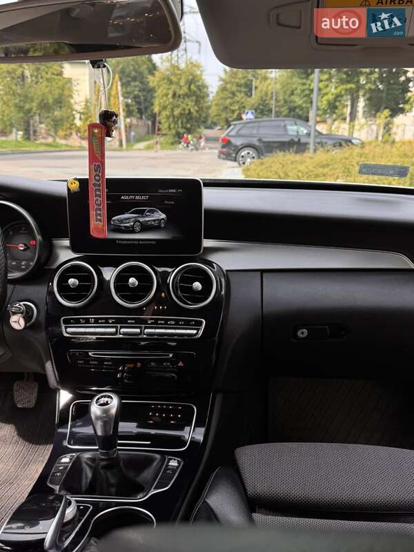 Седан Mercedes-Benz C-Class 2014 в Львове