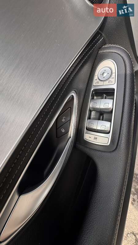 Седан Mercedes-Benz C-Class 2014 в Львове