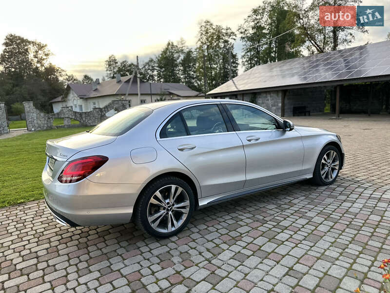 Седан Mercedes-Benz C-Class 2018 в Калуше