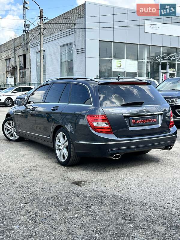 Универсал Mercedes-Benz C-Class 2012 в Сумах