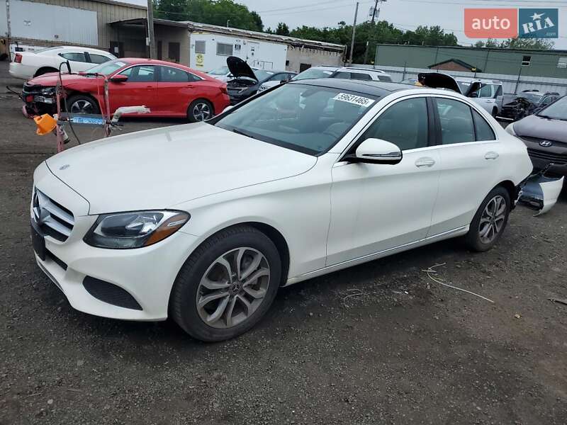 Седан Mercedes-Benz C-Class 2017 в Львове