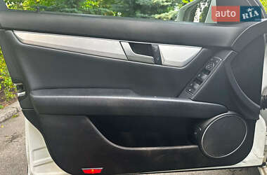 Седан Mercedes-Benz C-Class 2012 в 
