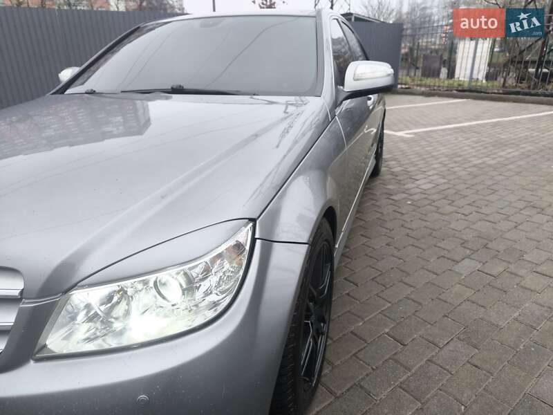 Седан Mercedes-Benz C-Class 2008 в Киеве