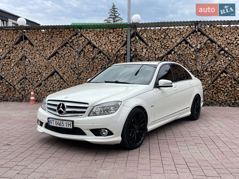 Mercedes-Benz C-Class 2009