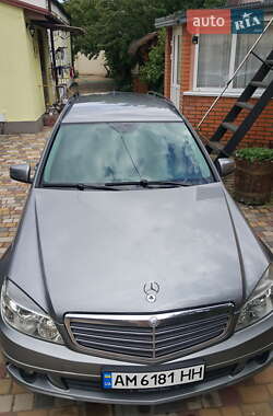 Универсал Mercedes-Benz C-Class 2010 в 