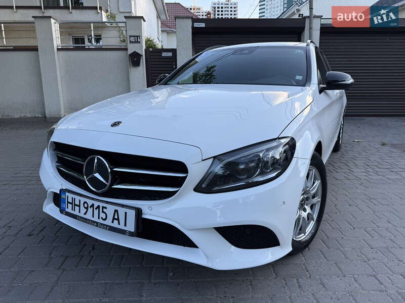 Универсал Mercedes-Benz C-Class 2019 в 