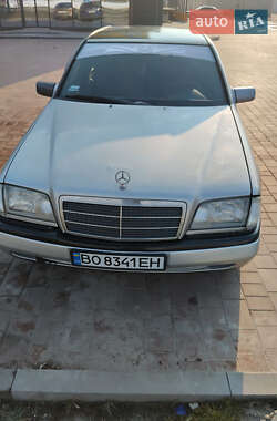Седан Mercedes-Benz C-Class 1995 в Острозі