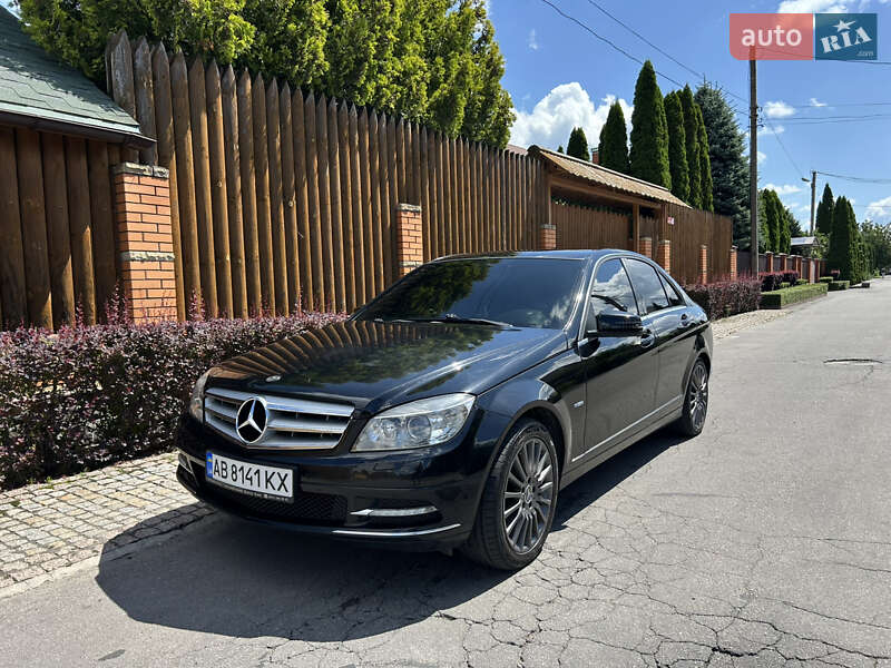 Mercedes-Benz C-Class 2010