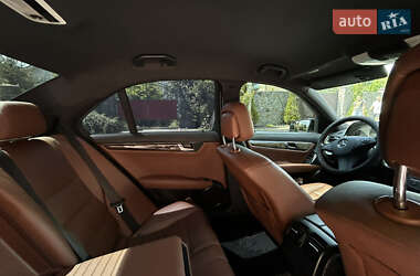 Седан Mercedes-Benz C-Class 2010 в 
