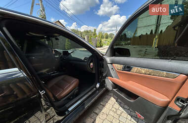 Седан Mercedes-Benz C-Class 2010 в 