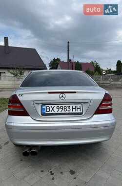 Седан Mercedes-Benz C-Class 2000 в 