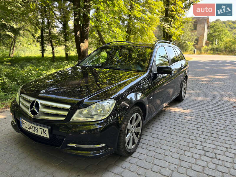 Универсал Mercedes-Benz C-Class 2013 в Жовкве