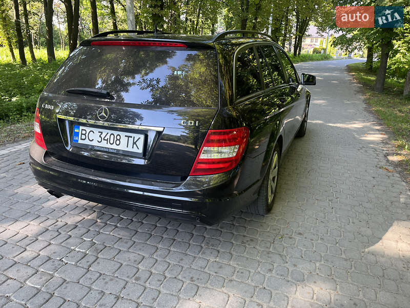Универсал Mercedes-Benz C-Class 2013 в Жовкве