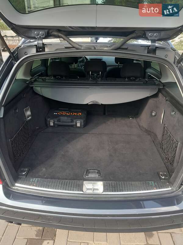 Универсал Mercedes-Benz C-Class 2008 в Кривом Роге