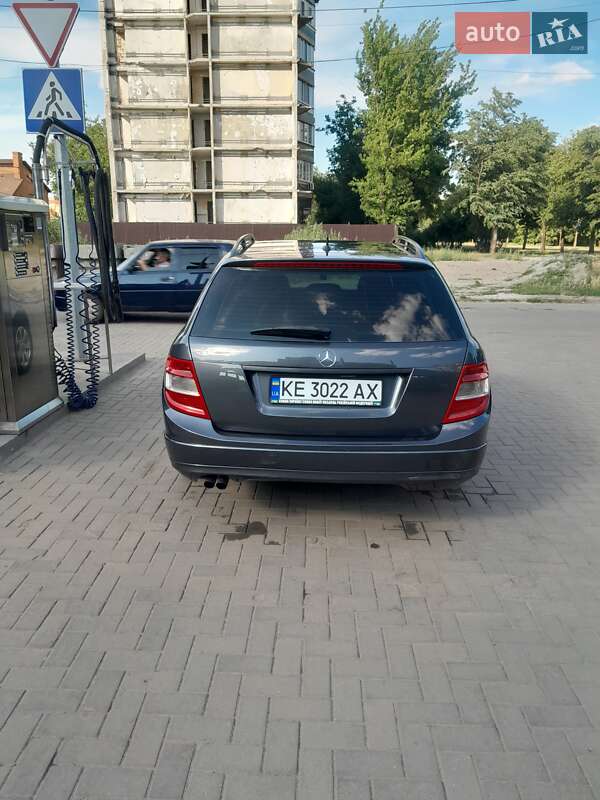 Универсал Mercedes-Benz C-Class 2008 в Кривом Роге