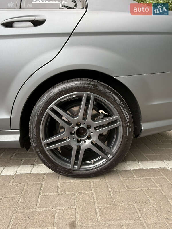 Седан Mercedes-Benz C-Class 2011 в Києві