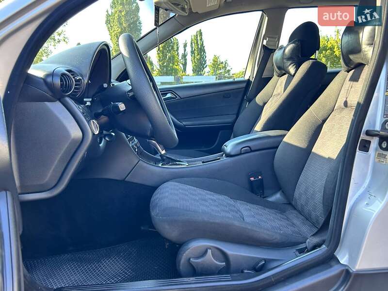 Универсал Mercedes-Benz C-Class 2004 в Одессе