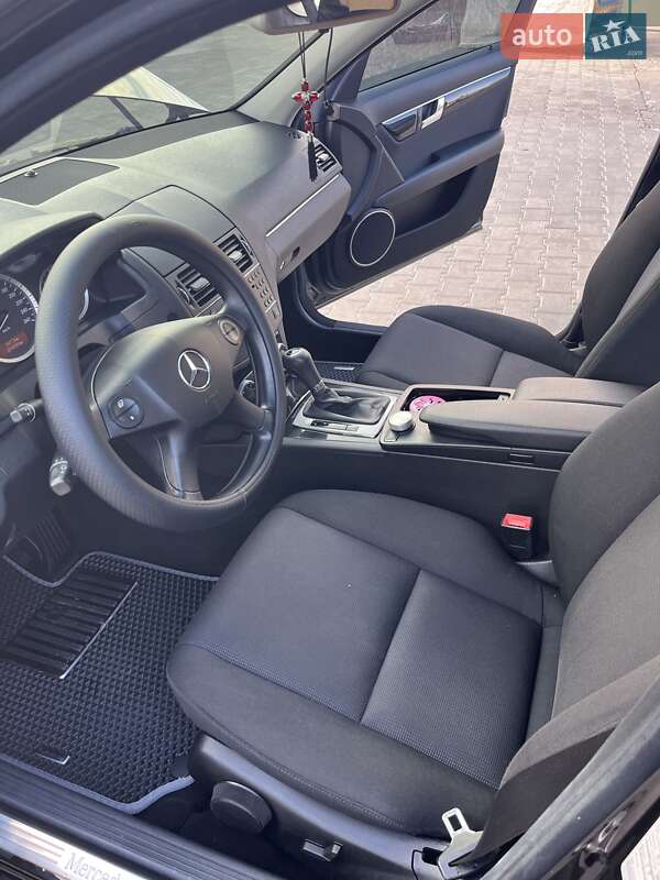 Универсал Mercedes-Benz C-Class 2008 в Измаиле