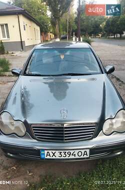 Седан Mercedes-Benz C-Class 2000 в Чугуєві