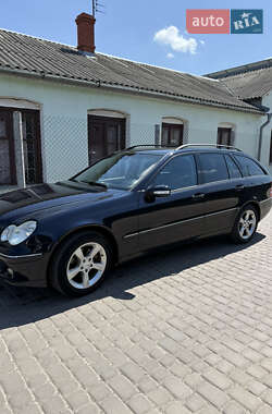 Универсал Mercedes-Benz C-Class 2005 в 