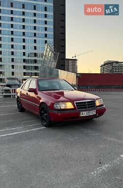 Седан Mercedes-Benz C-Class 1994 в 