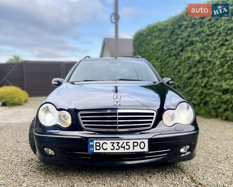Універсал Mercedes-Benz C-Class 2004 в Львові