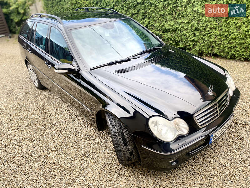 Універсал Mercedes-Benz C-Class 2004 в Львові
