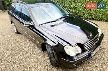 Универсал Mercedes-Benz C-Class 2004 в 