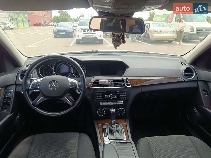 Седан Mercedes-Benz C-Class 2013 в Киеве