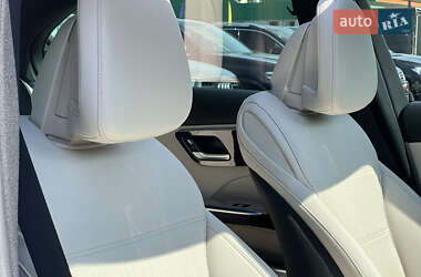 Седан Mercedes-Benz C-Class 2023 в 