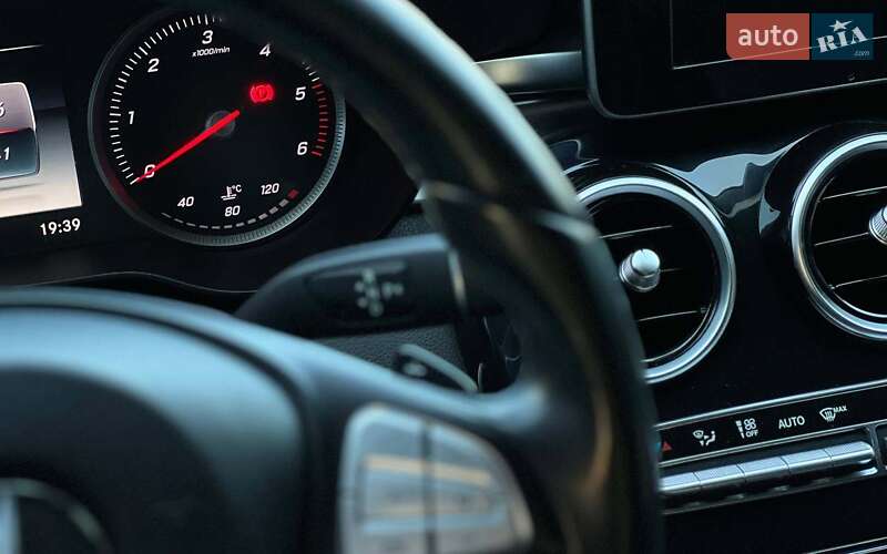 Седан Mercedes-Benz C-Class 2015 в Ивано-Франковске фото 19 Седан Mercedes-Benz C-Class 2015 в Ивано-Франковске