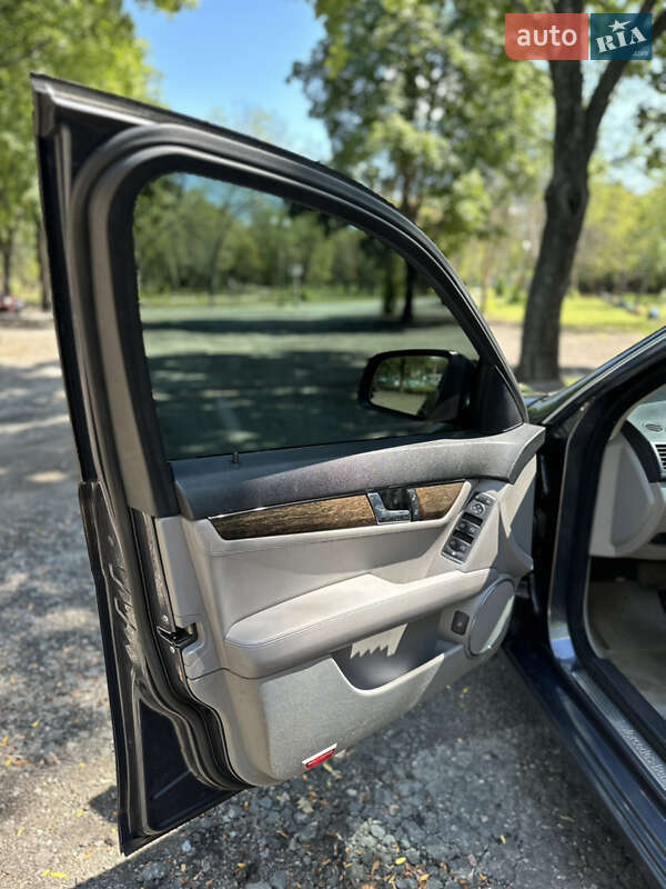 Седан Mercedes-Benz C-Class 2007 в Краматорске