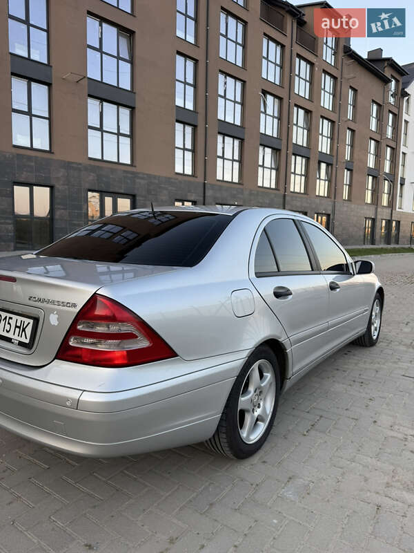 Седан Mercedes-Benz C-Class 2003 в Луцьку фото 12 Седан Mercedes-Benz C-Class 2003 в Луцьку